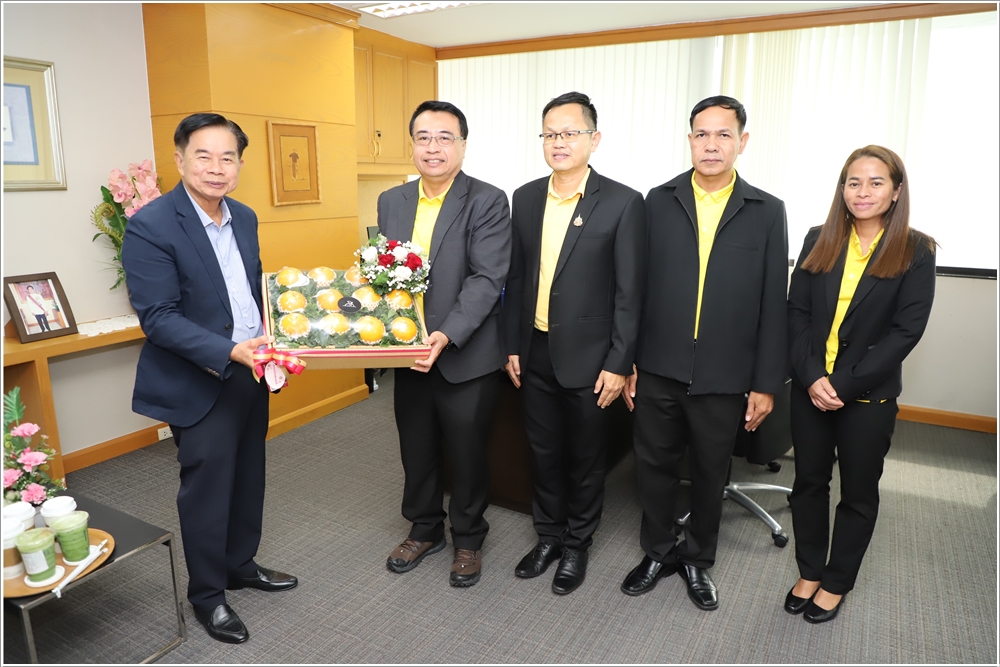﻿กรมบังคับคดี เข้าสวัสดีปีใหม่ พ.ศ. 2568 นายอมรศักดิ์ นพรัมภา